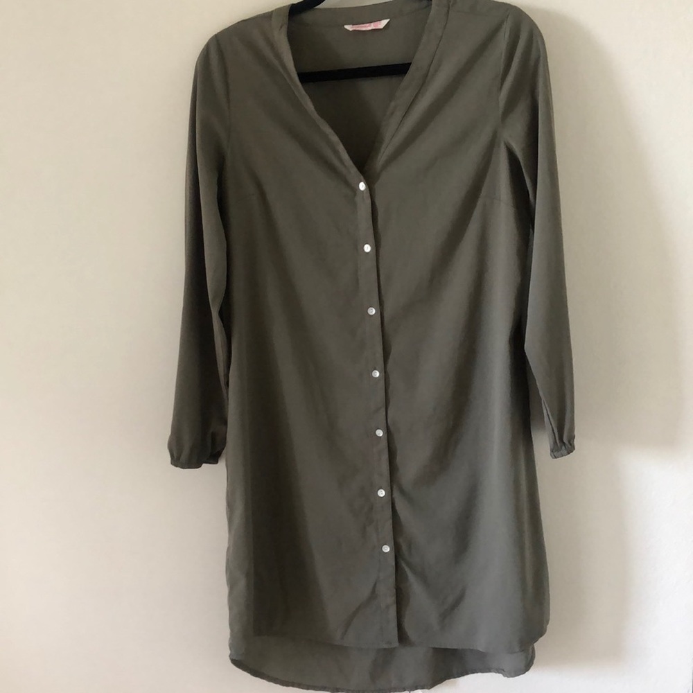 Green loose dress
